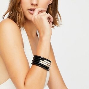 Free People Jewelry - Free People Whitehaven Bangle Set Free People Jewelry - Free People Whitehaven Bangle Set